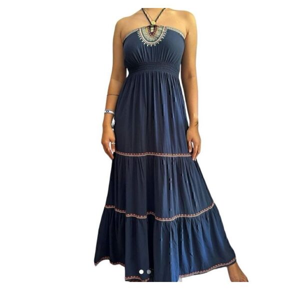 ✨Forever21 Halter Embroidered Maxi Tiered Sz Medium Dress✨ - Picture 1 of 12